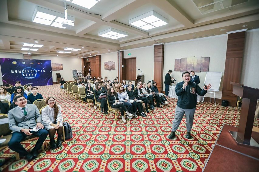 Астана қаласының ҮЕҰ Альянсы директоры Рақыш Темірлан «Mumkindikter alany» форумында белсенді қатысып, негізгі баяндама жасады.