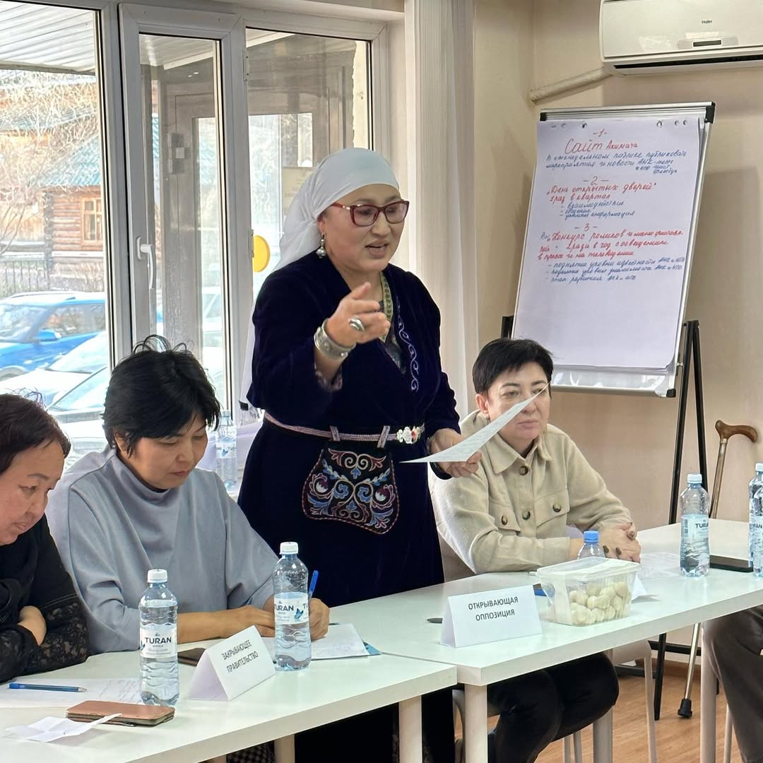 Бүгін біз сіздермен "ҮЕҰ және Қазақстан халқы Ассамблеясы: өзара іс-қимылдың пайдалы тәжірибелері"жобасы бойынша пікірталас турнирі аясында алған керемет тәжірибемізбен бөліскіміз келіп отыр