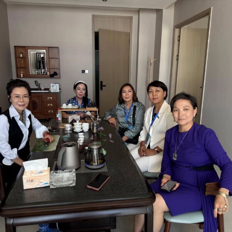 Обменный визит в Китайский культурный центр «Хоргос»