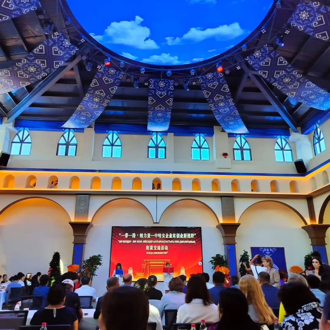 Обменный визит в Китайский культурный центр «Хоргос»