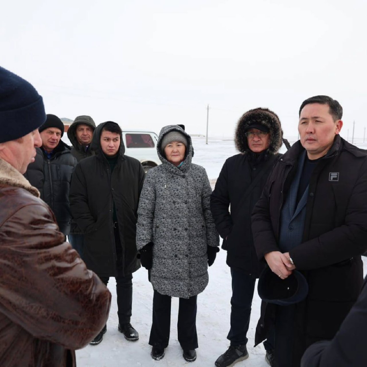 On January 11, 2026, as part of a working visit, Anas Akhatovich Bakkodzhaev, Member of the Mazhilis of the Parliament of the Republic of Kazakhstan, Anar Sailaubekovna Ayapbergenova, Member of the Regional Maslikhat, and Aishuq Edil Zhumabekuly, Member of the Public Council of Akmola Region, visited a number of socially, culturally, and infrastructurally significant facilities in Yesil District.