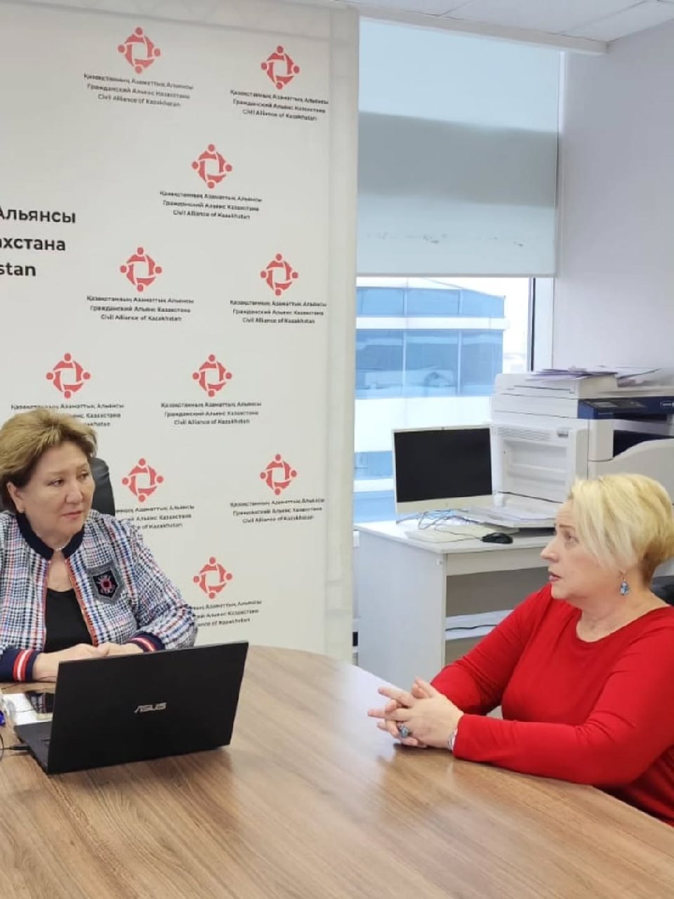 Лидер Ассоциации «Гражданский Альянс Павлодарской области» встретилась с президентом Гражданского Альянса Казахстана.