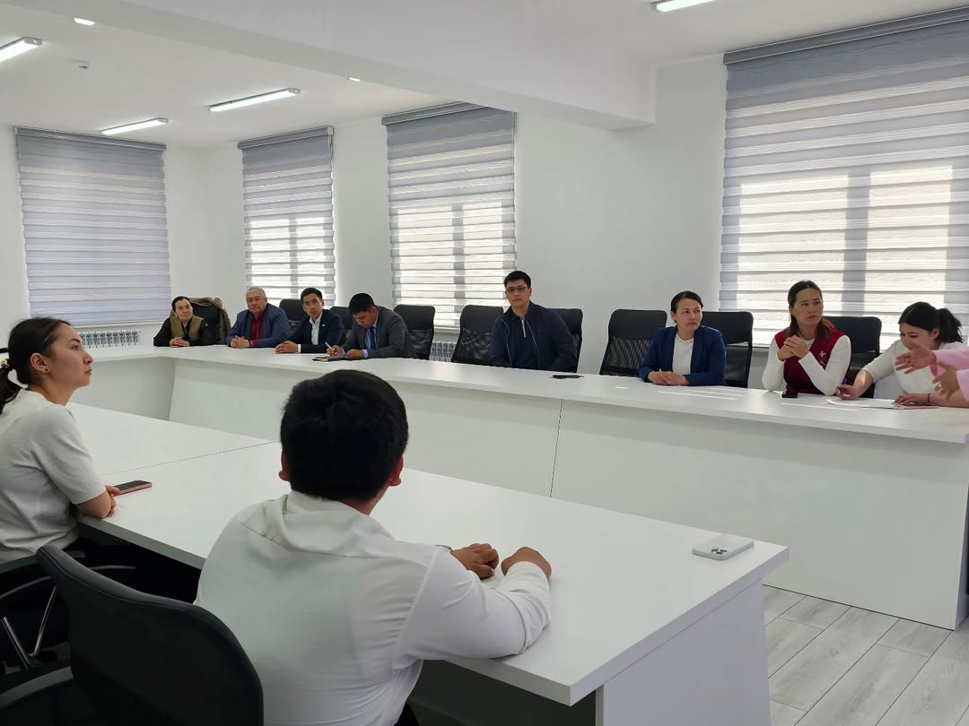 Созақ ауданында ҮЕҰ өкілдерімен кездесу өтті