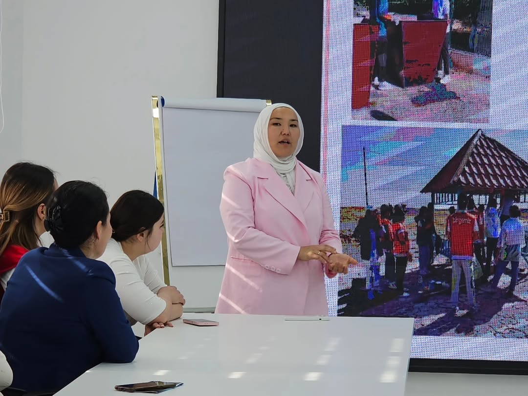 Созақ ауданында ҮЕҰ өкілдерімен кездесу өтті