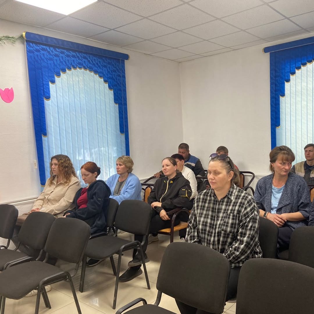 Долинка кентіндегі мемлекеттік мекемелер қызметкерлері үшін әкімнің орынбасары Хамитов Жасұлан Тыштықұлының қатысуымен сыбайлас жемқорлықтың алдын алу мәселелеріне арналған ақпараттық-түсіндіру кездесуі өткізілді.