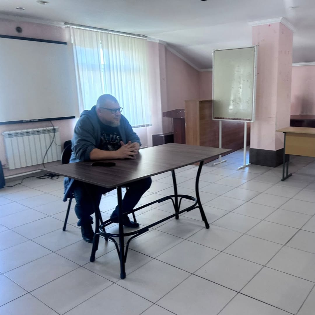 Қарағанды қаласы тұрғындарының діни сауаттылығын арттыру жобасы аясында Қарағанды Медицина-техникалық колледжінің студенттерімен кездесу өтті.