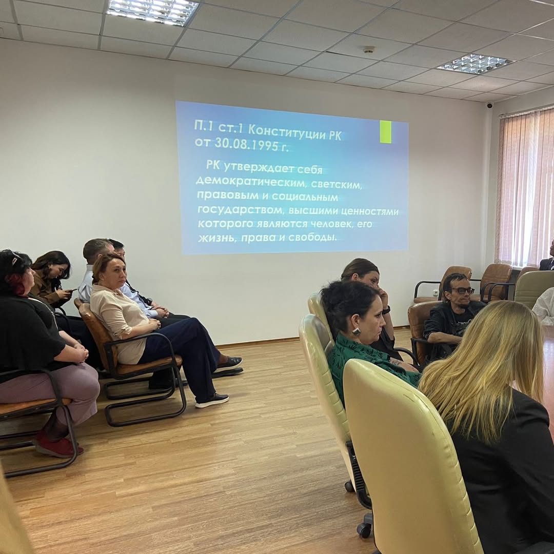 Саяси қуғын-сүргін құрбандарын еске алу музейінде Долинка кенті әкімінің орынбасары Хамитов Жасұлан Тиштықұлының қатысуымен сыбайлас жемқорлықтың алдын алу мәселелеріне арналған ақпараттық-түсіндіру кездесуі өтті.