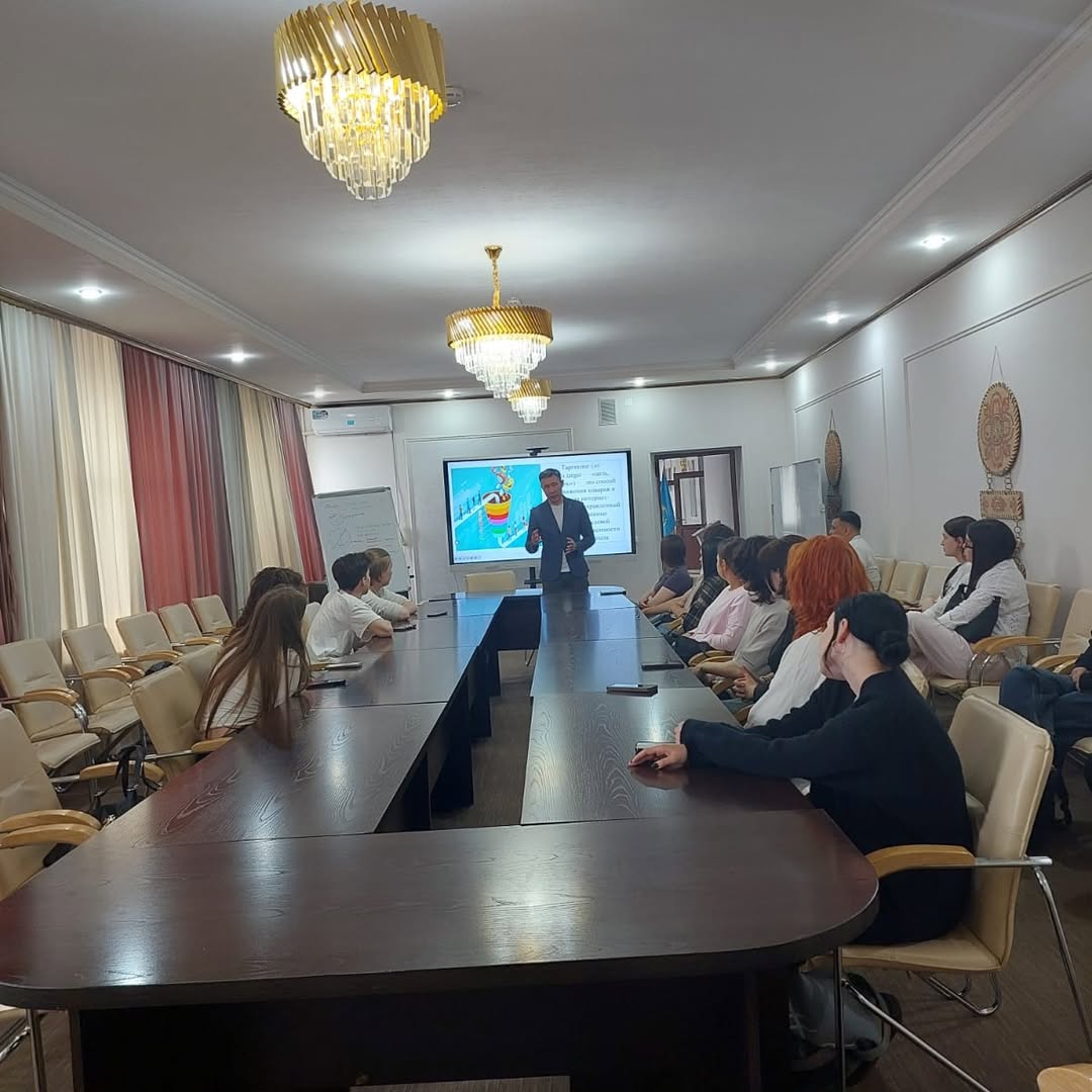 «Қарағанды қаласы тұрғындарының діни сауаттылығын арттыру жөніндегі ақпараттық-түсіндіру тобының жұмысын ұйымдастыру» жобасы аясында КМҚК «Қарағанды технико-құрылыс колледжі» студенттерімен кездесу өтті.