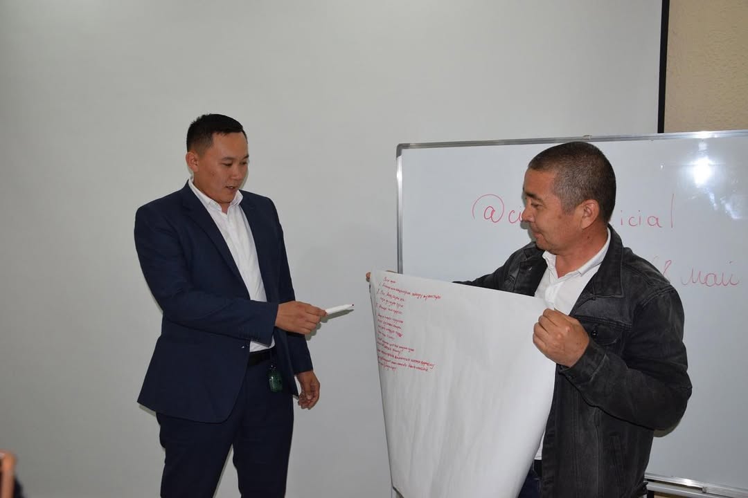 Жаңаөзен қаласында 18 мамыр 2023 жылы өткен The World Cafe (Дүниежүзілік кафе) шарасында ауылдардың маңызды мәселелері талқыланды.