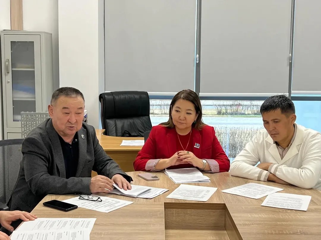 ТҮРКІСТАН ОБЛЫСЫНЫҢ АЗАМАТТЫҚ СЕКТОРЫ ЖАҢА КОНСТИТУЦИЯЛЫҚ РЕФОРМА ЖОБАСЫН ТАЛҚЫЛАДЫ