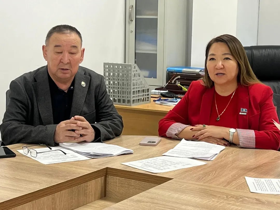 ТҮРКІСТАН ОБЛЫСЫНЫҢ АЗАМАТТЫҚ СЕКТОРЫ ЖАҢА КОНСТИТУЦИЯЛЫҚ РЕФОРМА ЖОБАСЫН ТАЛҚЫЛАДЫ