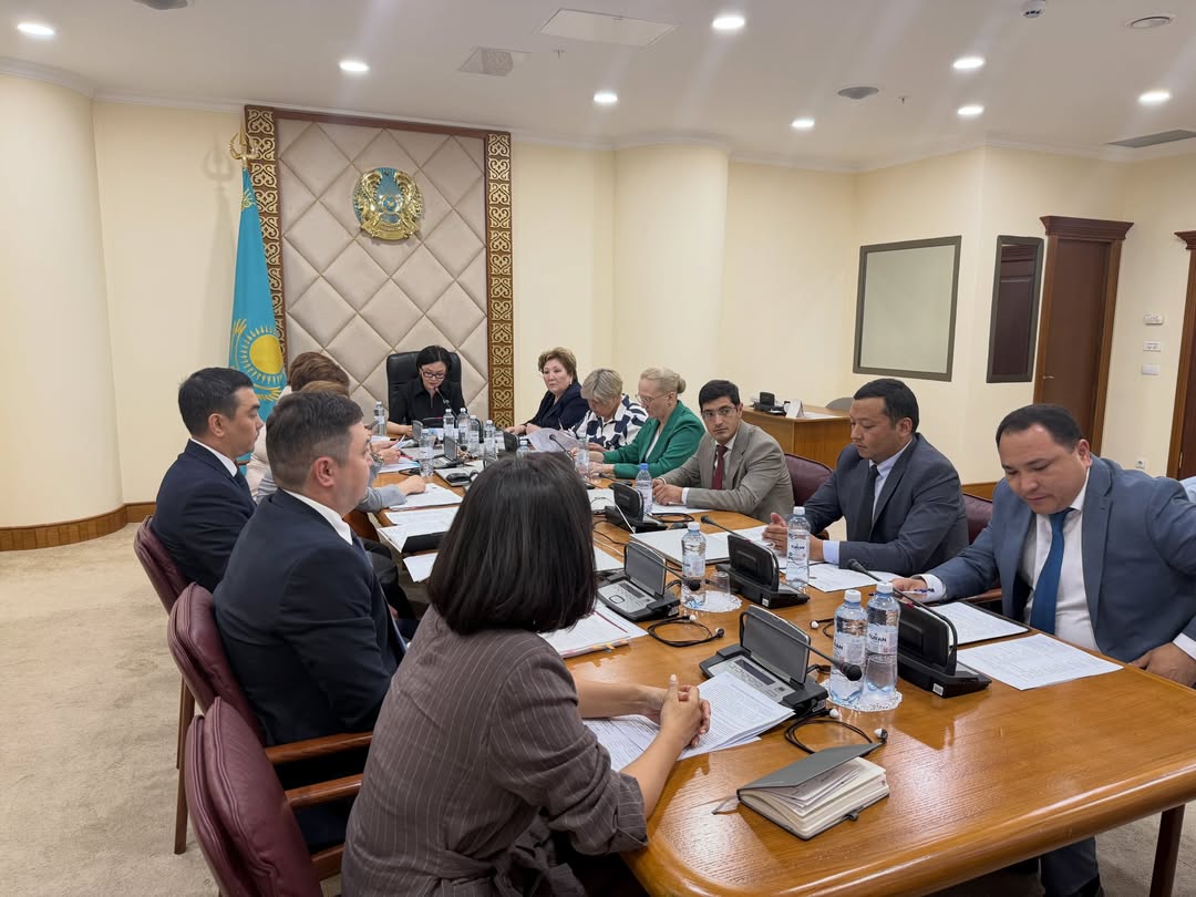 Сегодня в Сенате Парламента Республики Казахстан состоялась встреча на тему «Инфраструктурная поддержка НПО: эффективные механизмы взаимодействия государства и гражданского общества».