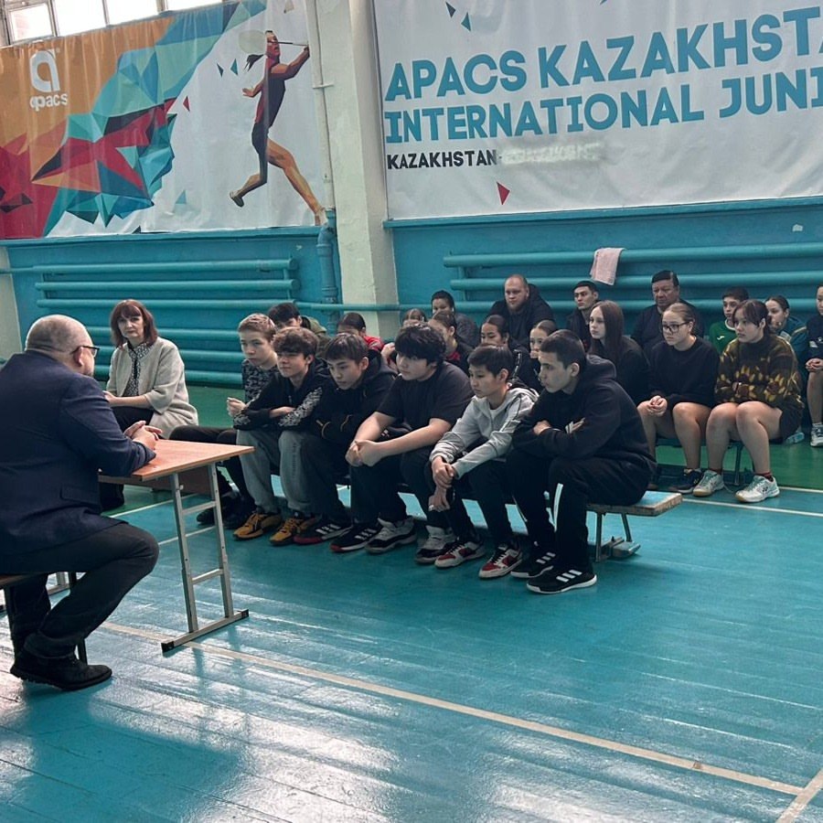 Қарағанды қаласының спорт мектебі тәрбиеленушілерімен кездесу