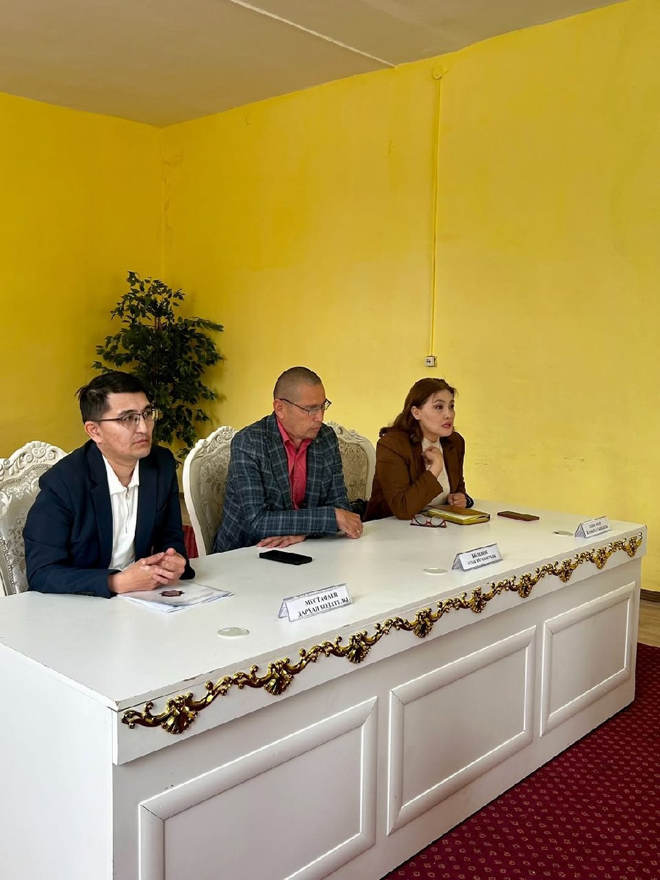 In the Kyzylözek rural district, the meeting with members of the local community under the “Quraq” program has been concluded. Community members suggested strengthening awareness-raising efforts and organizing an information campaign among residents. Active citizens of this village, with a population of around 3,500, noted that such well-structured explanations help strengthen tax culture and create new opportunities for rural development.