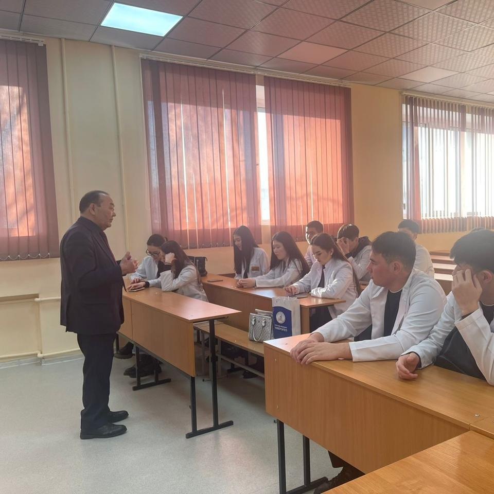 Қарағанды медицина университеті студенттерімен кездесу