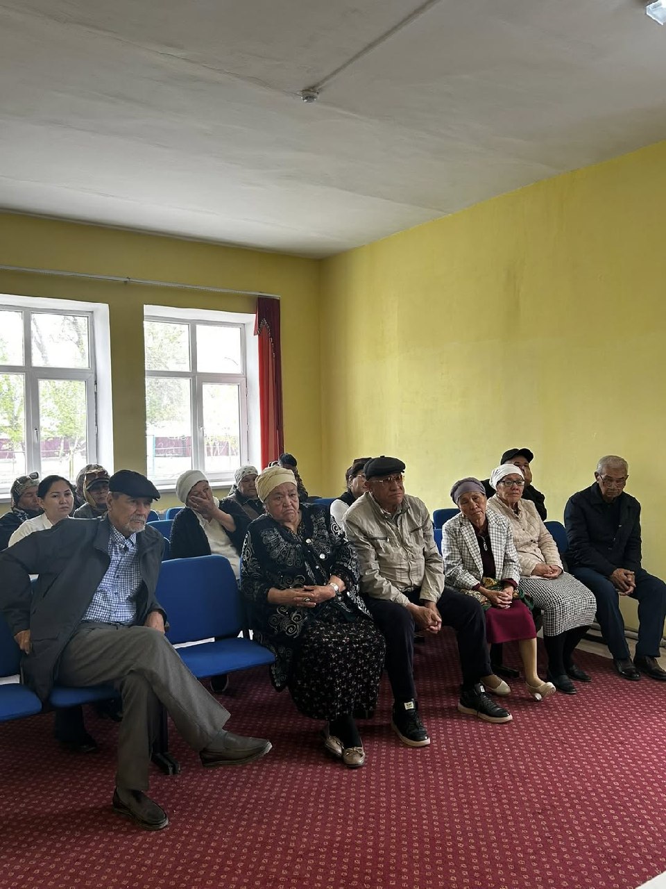 In the Kyzylözek rural district, the meeting with members of the local community under the “Quraq” program has been concluded. Community members suggested strengthening awareness-raising efforts and organizing an information campaign among residents. Active citizens of this village, with a population of around 3,500, noted that such well-structured explanations help strengthen tax culture and create new opportunities for rural development.