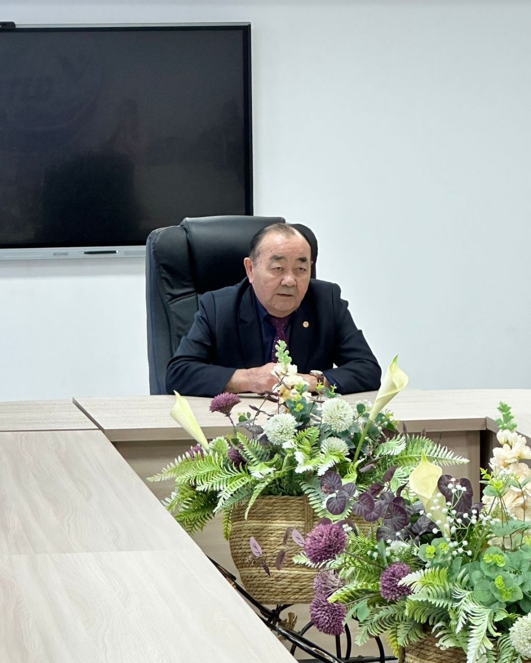 Облыстық ақпараттық-түсіндіру тобының мүшесі С. Тлекбаев Шахтинск технологиялық колледжінің студенттерімен құқық бұзушылықтардың алдын алу саласындағы Қазақстан Республикасының заңнамасын сақтау тақырыбында кездесу өткізді.