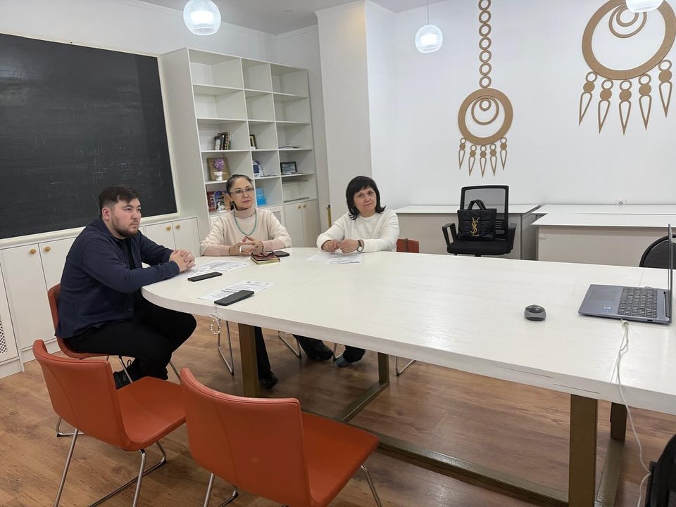 Today, the key directions of constitutional reforms, the role of civil society institutions in their implementation, and effective mechanisms for public participation in the process of political and legal modernization were discussed.