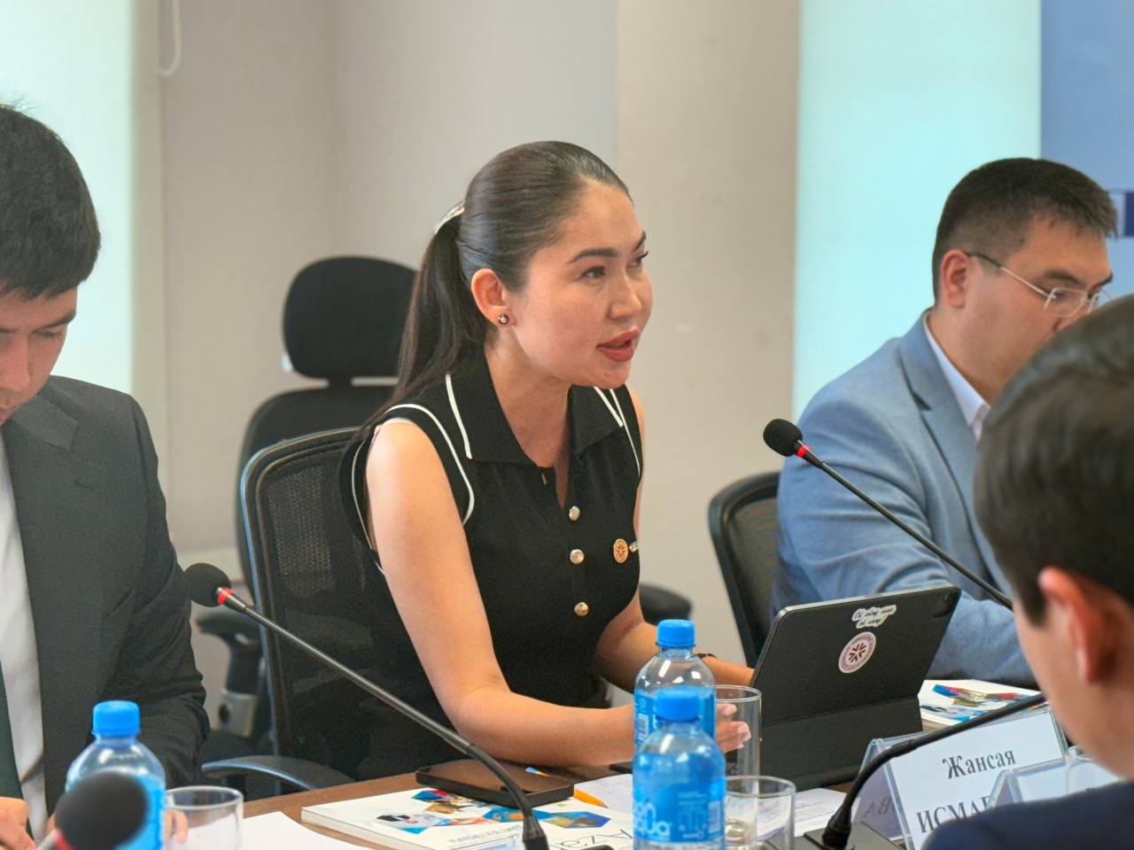 The Fourth Meeting of the National Discussion Club “Ustanym”