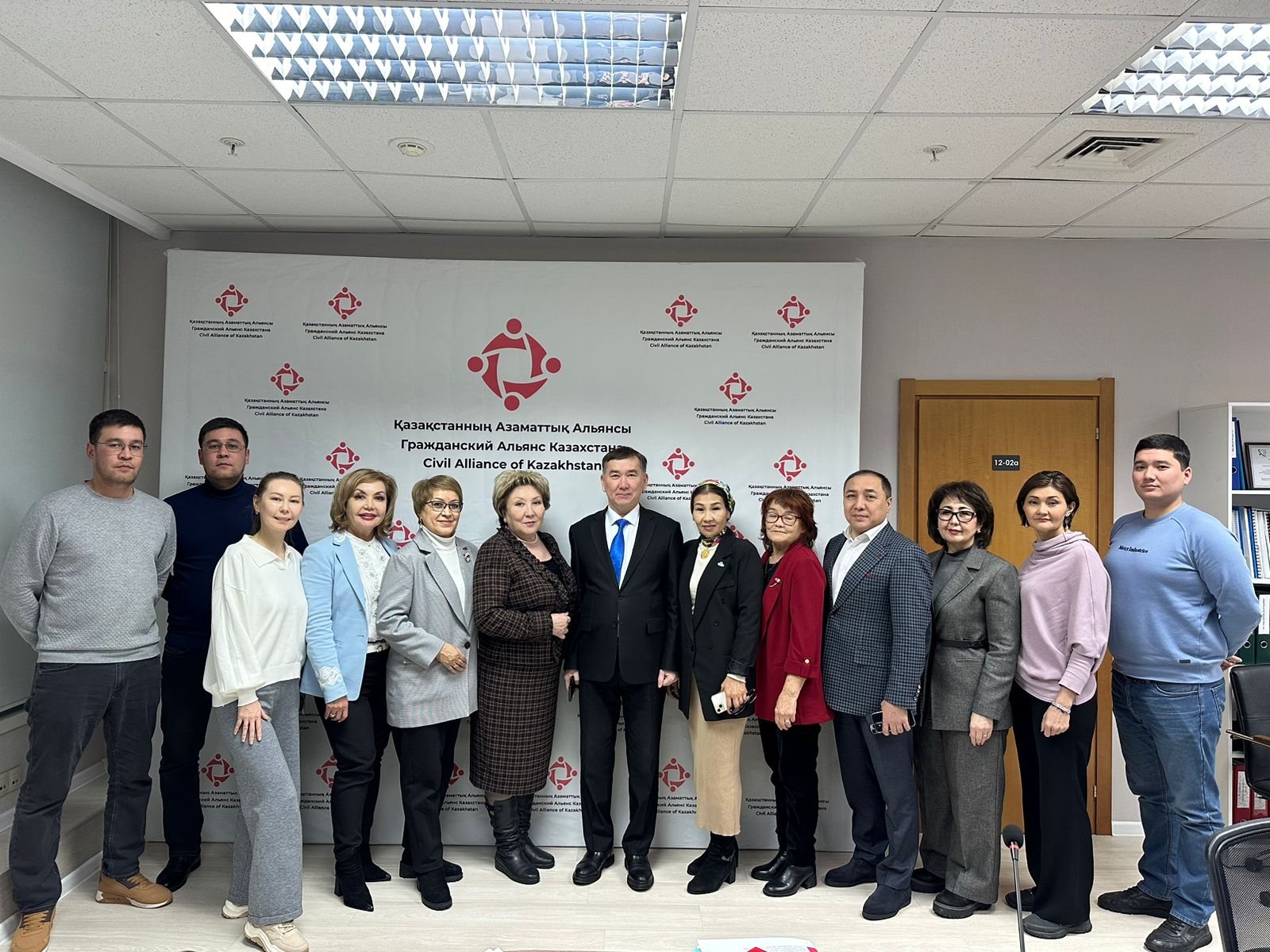 Round table discussion of the interview of the President of the Republic of Kazakhstan Kassym-Jomart Tokayev on the topic "Implementation in practice of the concept of a "hearing state" and the principles of a Fair Kazakhstan"